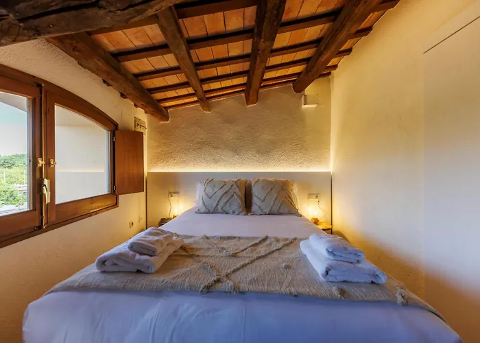 Bravissimo Calderes El Bou, With River View Lejlighed *