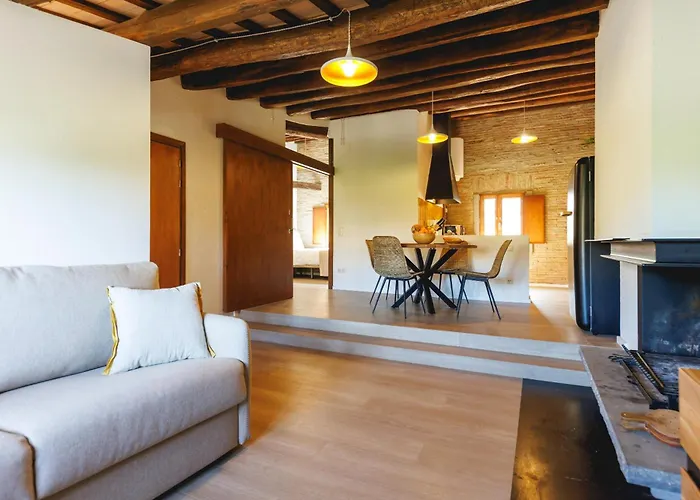 Bravissimo Calderes El Bou, With River View Lejlighed *